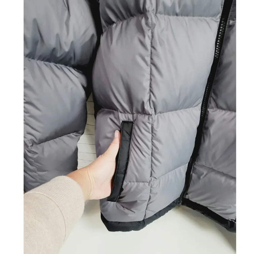 The North Face Lhotse Down Puffer Jacket in Smoked Pearl, sz Medium